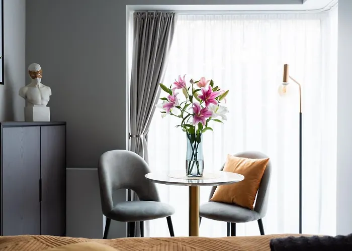 Golden Apartment, So Close To Rynek! Free Parking Included. Апартаменты *