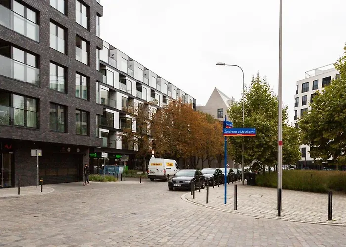 Golden Apartment, So Close To Rynek! Free Parking Included. * Вроцлав