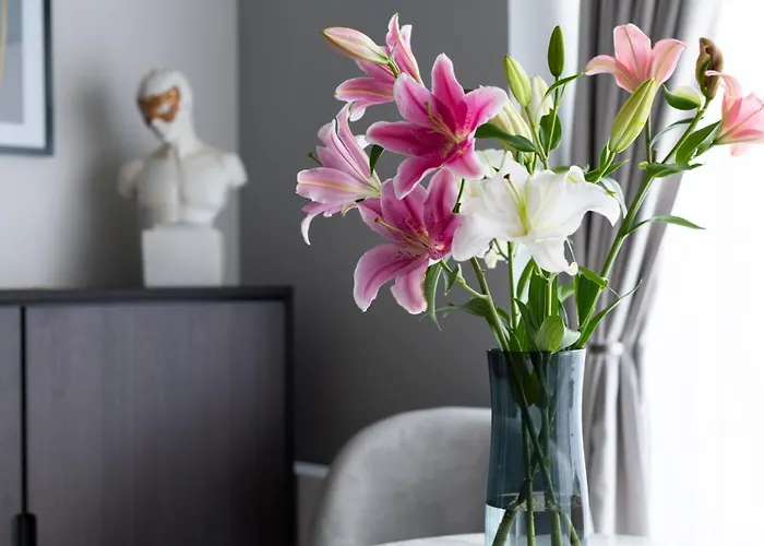 Golden Apartment, So Close To Rynek! Free Parking Included. * Вроцлав