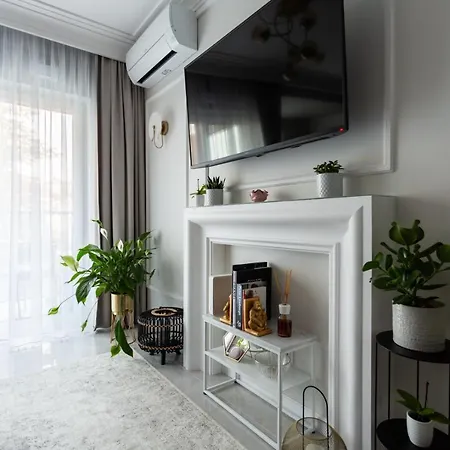 Golden Apartment, So Close To Rynek! Free Parking Included. Apartmán